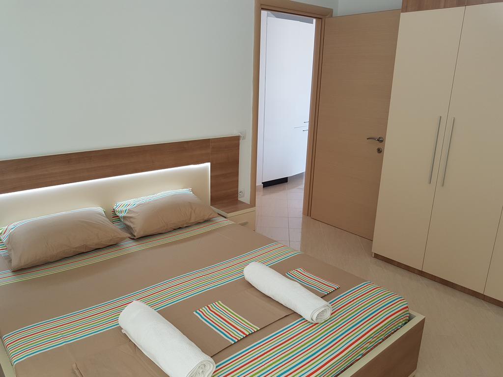 Flori Beach Apartment Radhimë Εξωτερικό φωτογραφία